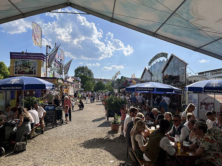"Sommer Dahoam" in Vaterstetten bis 27.06.2021 (©Foto: Martin Schmitz)